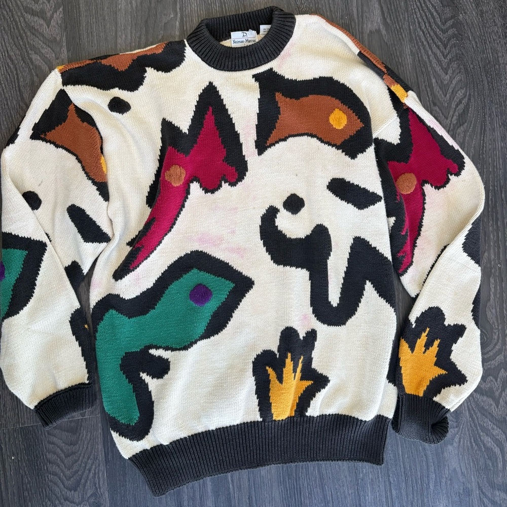Neiman Marcus Charcoal and Cream Knit Sweater